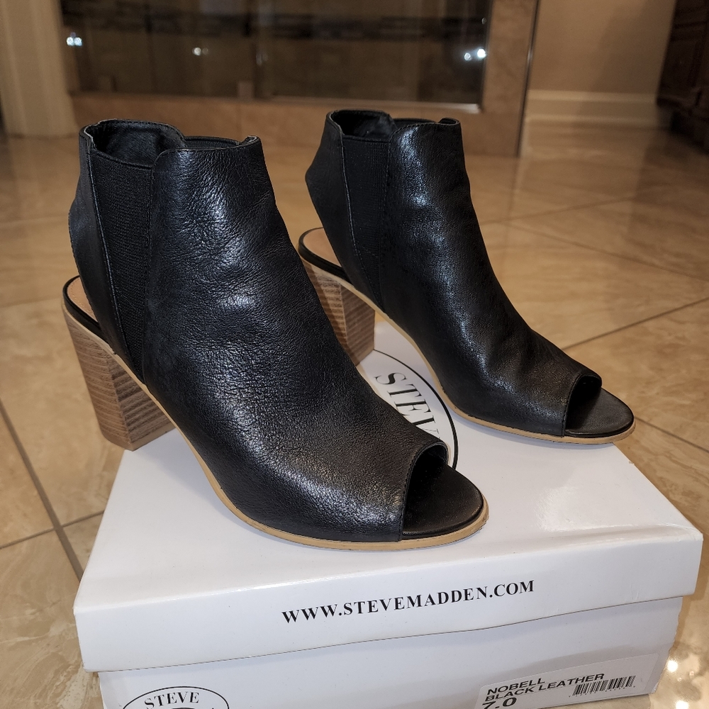 Steve Madden black nobell heels